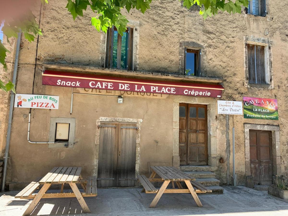 Cafe De La Place Gite & Chambres D'Hotes "Lou Pastre" Lanuéjols Kültér fotó
